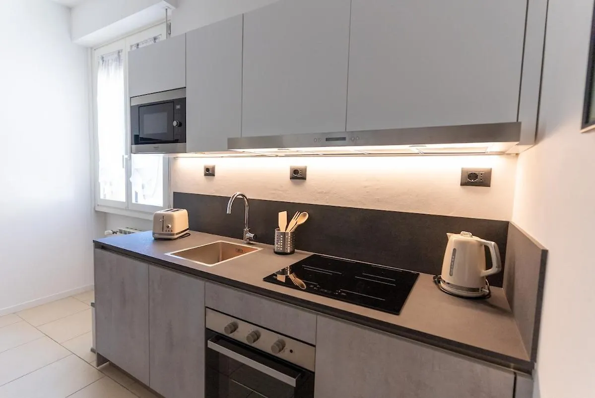 Modern Cosy Apartment Near Florence City Center