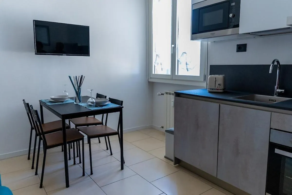 Modern Cosy Apartment Near Florence City Center Italy